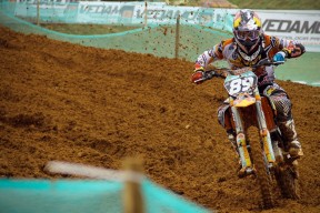 公牛重回正轨，德罗赞关键时刻再度发威，德罗赞加盟公牛穿几号