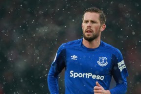 网坛黑马爆冷击败世界第一，黑马网球俱乐部