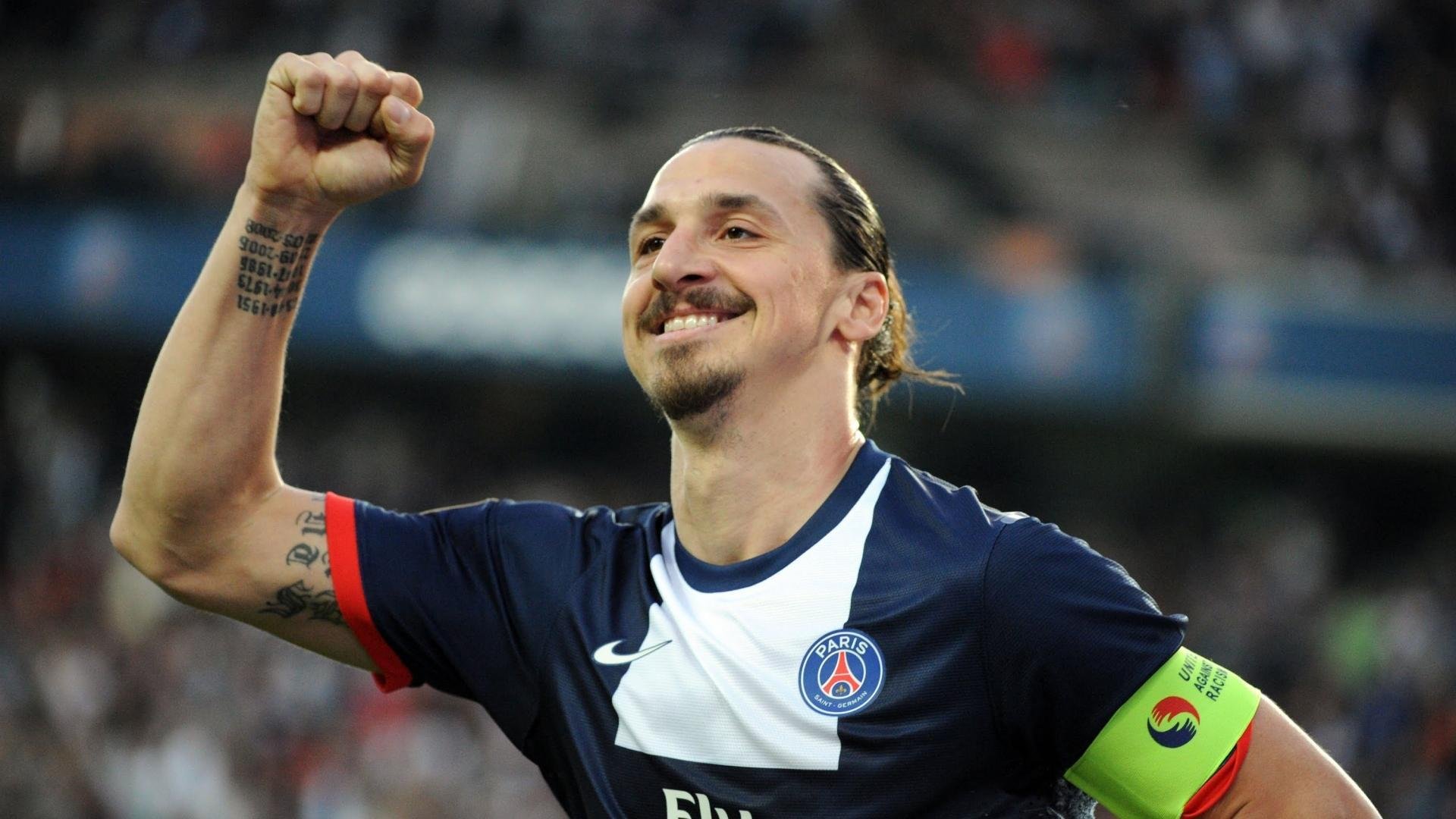 球员在中超赛场上的领袖力被队友公开高度评价，中超选手